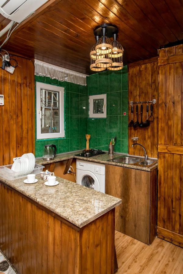 Lovely Apartment Tbilisi Esterno foto