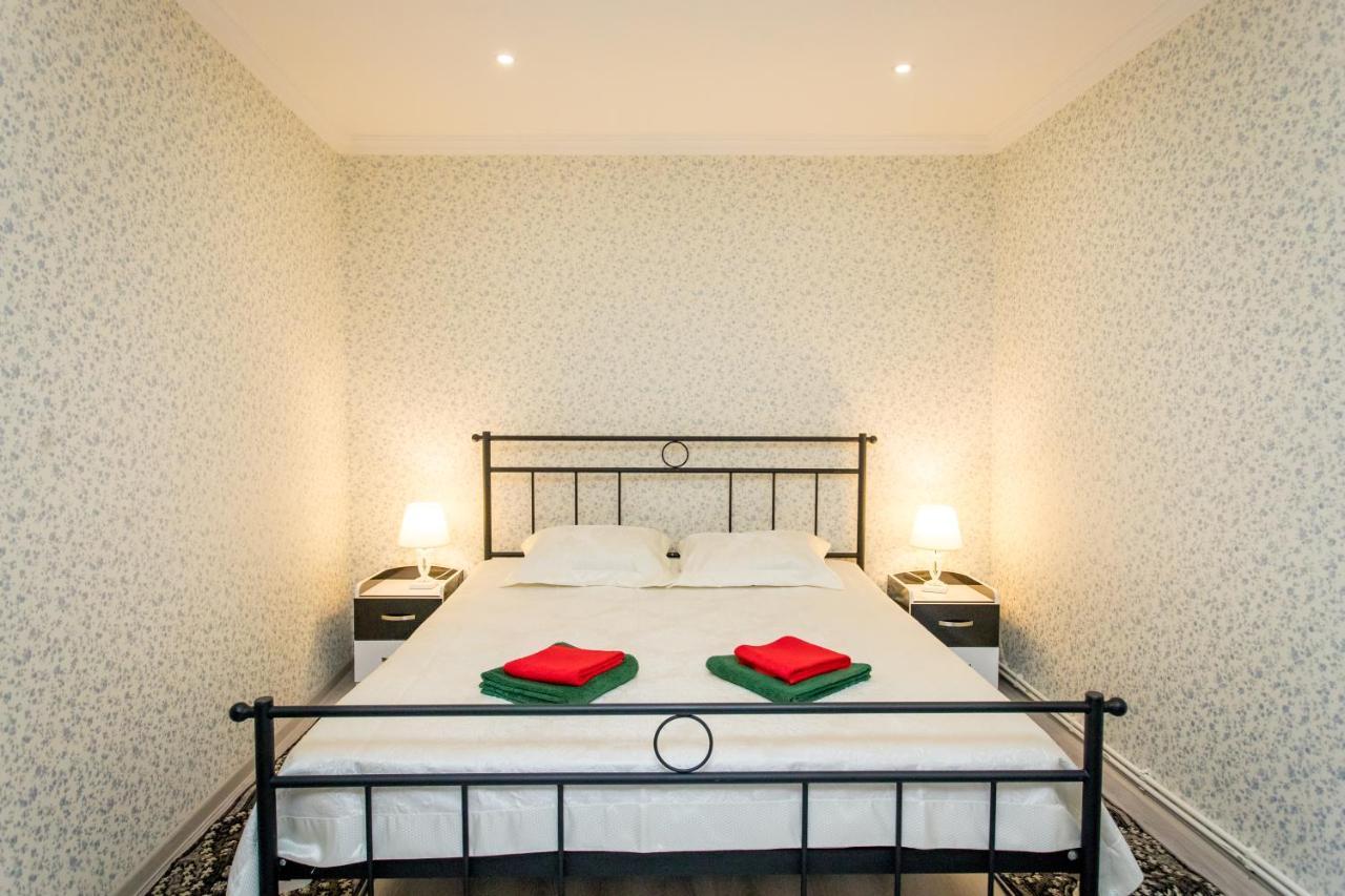 Lovely Apartment Tbilisi Esterno foto